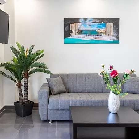 Mariam Luxury Apartament *